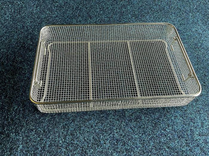 Used Instrument tray with handles 395x250x70mm