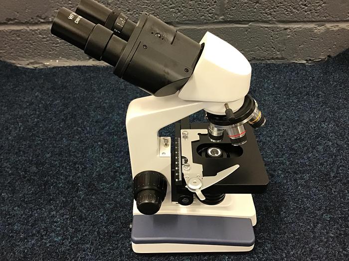 Microscope Laboratory Binocular with 4 objectives